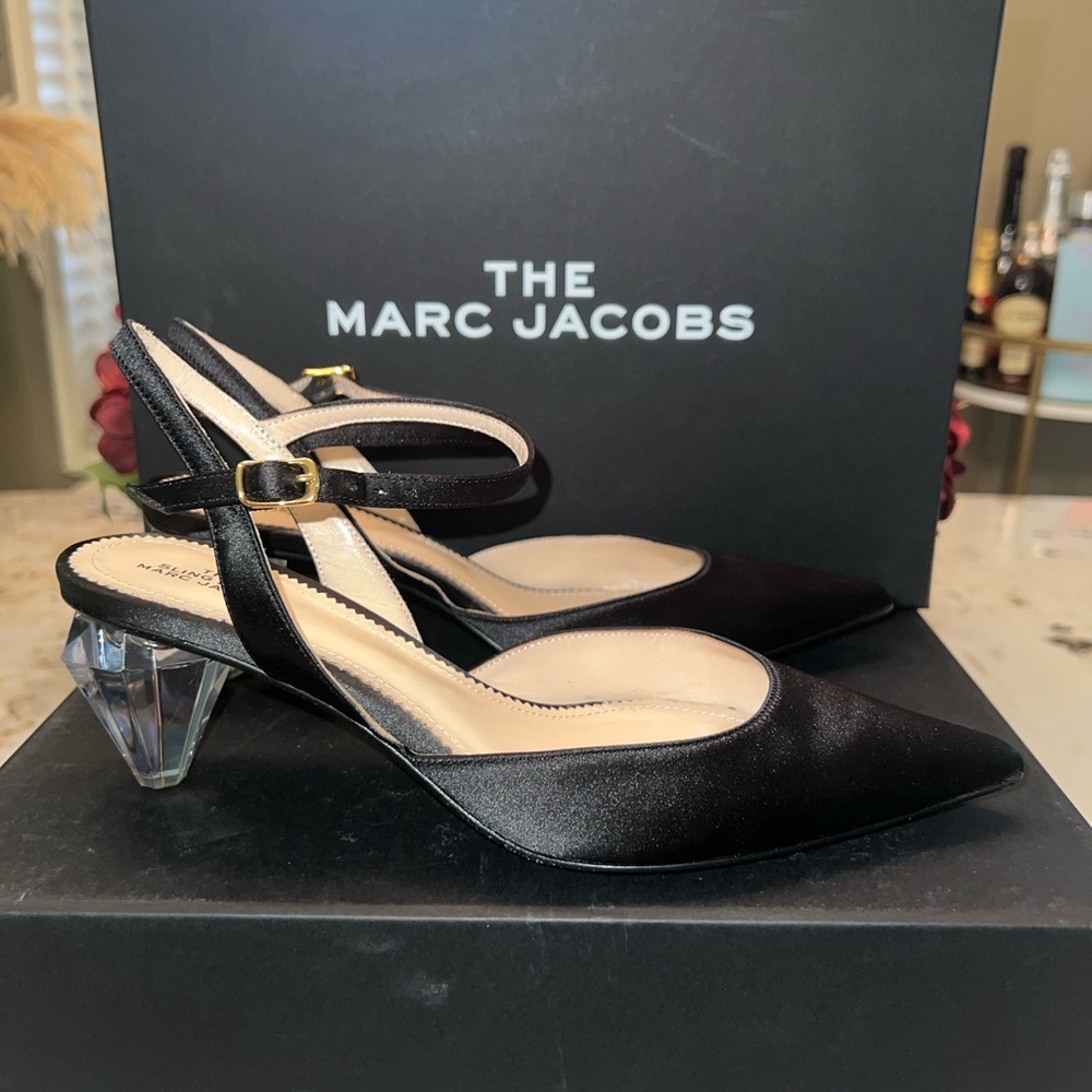 NIB MARC JACOBS Womens Black The Slingback Toe Sculpted Heel Leather Pumps 36